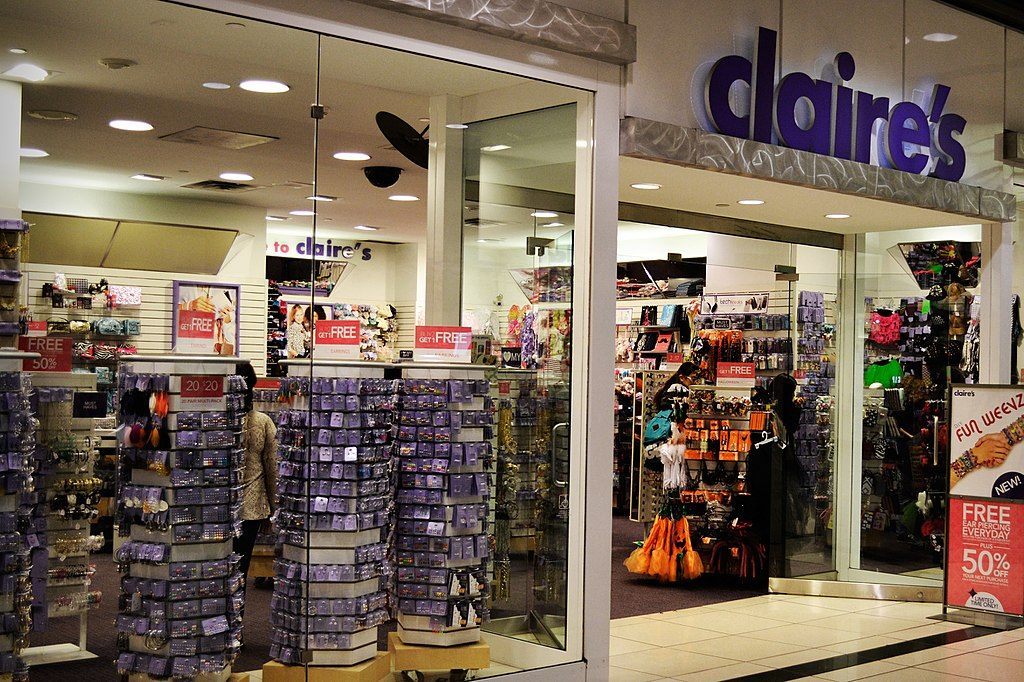 Claire's Launches Cdrop Subscription Service - Claire's Stores