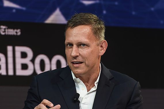 Palantir is seeking nearly $1B ahead of IPO